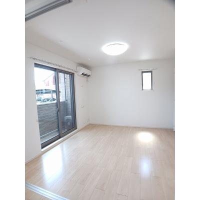 ドリーム凛 101【管理NO：1-023876102-01010】 ★家具家電は申し込み後に搬入しますの物件写真2