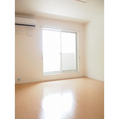 レジレンス 202【管理NO：1-017079801-02020】 ★家具家電は申し込み後に搬入します 2026年08月上旬入居可能の物件写真2