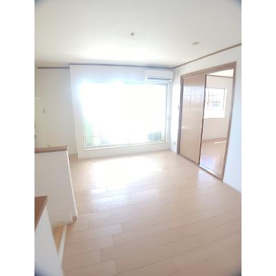 ファミール村松 201【管理NO：1-007299701-02010】 ★家具家電は申し込み後に搬入します★ ★2026年09月上旬入居可能★の物件写真2