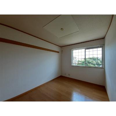 サモア　Ⅲ 204【管理NO：1-011692603-02040】 ★家具家電は申し込み後に搬入します 2026年07月下旬入居可能の物件写真2