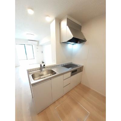 リラ　クオーレ　Ⅱ 104【管理NO：1-027377401-01040】 ★家具家電は申し込み後に搬入しますの物件写真3