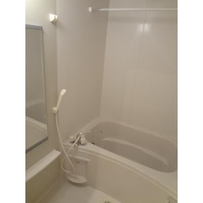 アイリス 102【管理NO：1-014925001-01020】 ★家具家電は申し込み後に搬入します★の物件写真4