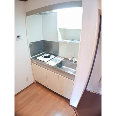 ジュネス黒髪 305【管理NO：1-010512201-03040】 ★家具家電は申し込み後に搬入します★の物件写真3