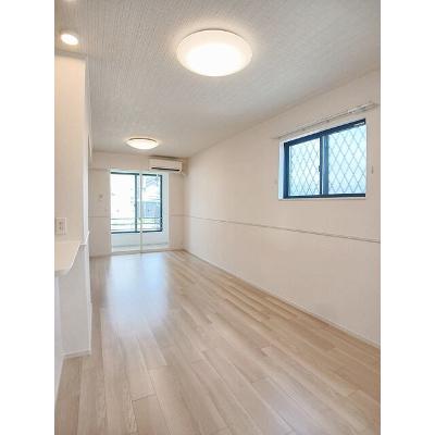 エヴァンジェル・Ⅰ 101【管理NO：1-026949001-01010】 ★家具家電は申し込み後に搬入します★の物件写真2