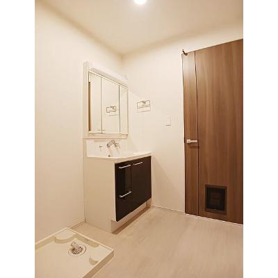 エヴァンジェル・Ⅰ 101【管理NO：1-026949001-01010】 ★家具家電は申し込み後に搬入します★の物件写真6