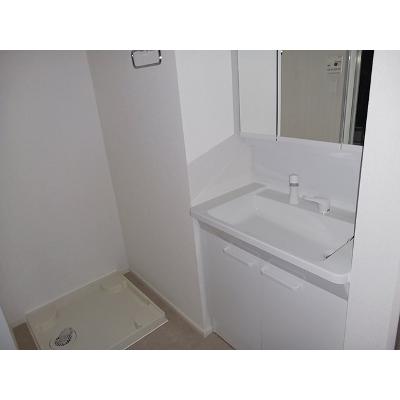 シャルフ飛江田　Ⅲ 102【管理NO：1-028179203-01020】 ★家具家電は申し込み後に搬入しますの物件写真6