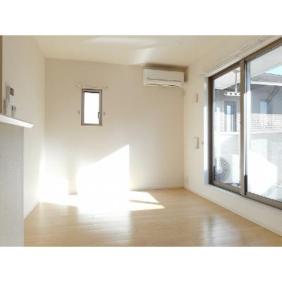 エン　ノット 201【管理NO：1-021700001-02010】 ★家具家電は申し込み後に搬入します 2026年08月中旬入居可能の物件写真2