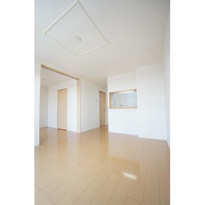 Ｓｈｉｚｕｋｕ 202【管理NO：1-017198001-02020】 ★家具家電は申し込み後に搬入します 2026年07月中旬入居可能の物件写真2