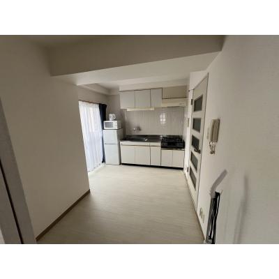 スマイズ淵野辺２３　２名入居可☆駅徒歩３分☆人気の風呂トイレ別☆角部屋で採光良い☆室内洗濯置場有☆の物件写真2