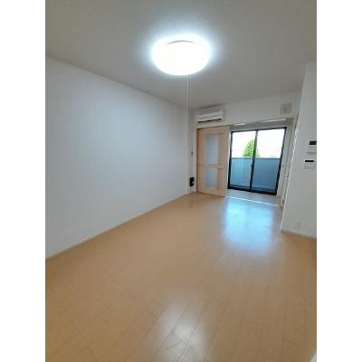 サンライズ　コーポ 102【管理NO：1-017750201-01020】 ★家具家電は申し込み後に搬入します 2026年08月上旬入居可能の物件写真2