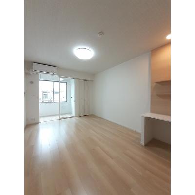 ルミエール　ドゥ　ソレイユ 105【管理NO：1-026888401-01040】 ★家具家電は申し込み後に搬入します★ ★2026年08月下旬入居可能★の物件写真2