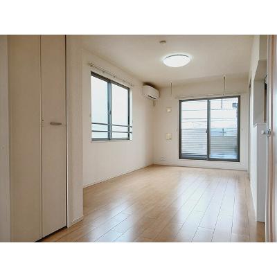 グラン　ソフィア 301【管理NO：1-022888801-03010】 ★家具家電は申し込み後に搬入しますの物件写真2