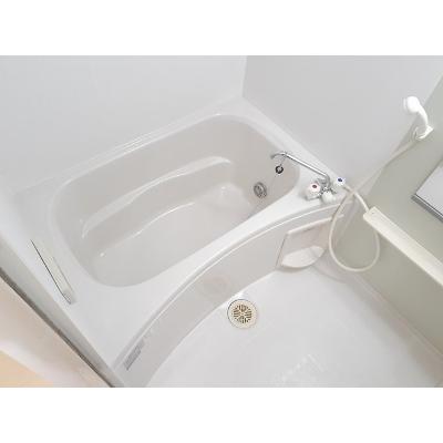 リバーコングラッツ 102【管理NO：1-012930901-01020】 ★家具家電は申し込み後に搬入します★の物件写真4