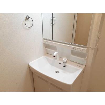 apartment 茨城県坂東市みどり町１－１６ 

↓地図はこちらから