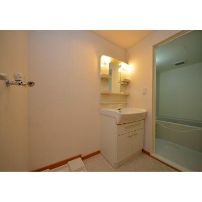 グランデー・ベル 204【管理NO：1-014978501-02040】 ★家具家電は申し込み後に搬入します 2026年08月下旬入居可能の物件写真6
