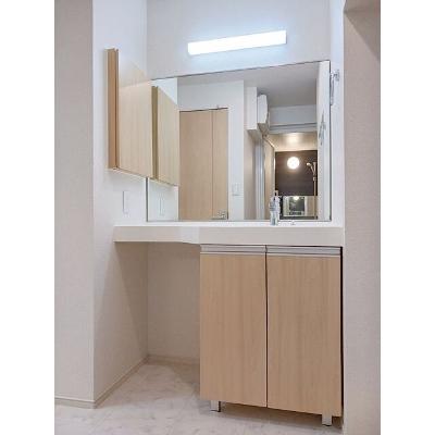 アメリ 102【管理NO：1-021659001-01020】 ★家具家電は申し込み後に搬入しますの物件写真6
