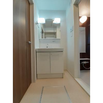 アプローズ 202【管理NO：1-025670101-02020】 ★家具家電は申し込み後に搬入します★の物件写真6