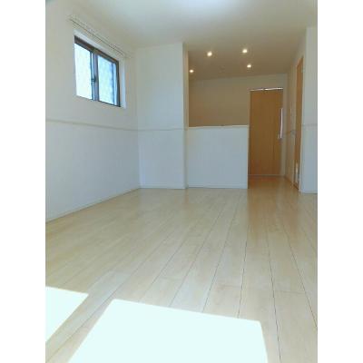 グランディアス．Ⅵ 101【管理NO：1-022336502-01010】 ★家具家電は申し込み後に搬入しますの物件写真2
