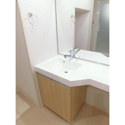 グランディアス．Ⅵ 101【管理NO：1-022336502-01010】 ★家具家電は申し込み後に搬入しますの物件写真6