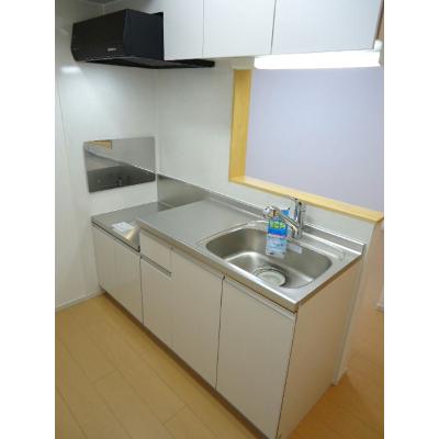 シオン 202【管理NO：1-017459501-02020】 ★家具家電は申し込み後に搬入します 2026年08月上旬入居可能の物件写真3