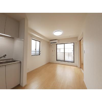 エトワール南 201【管理NO：1-025181801-02010】 ★家具家電は申し込み後に搬入します★ ★2026年08月下旬入居可能★の物件写真2