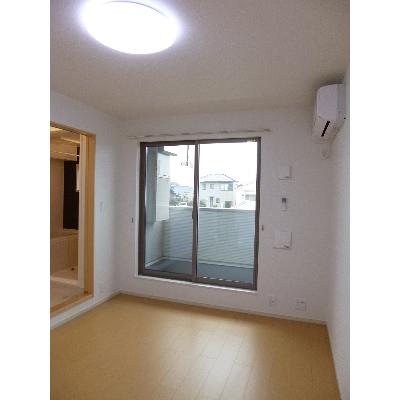 ドゥーハウス 202【管理NO：1-020561901-02020】 ★家具家電は申し込み後に搬入します 2026年07月下旬入居可能の物件写真2