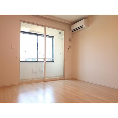 アイウィング　Ⅱ 102【管理NO：1-027540301-01020】 ★家具家電は申し込み後に搬入します★の物件写真2