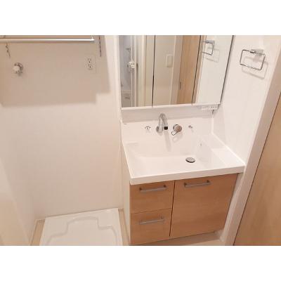 アイウィング　Ⅱ 102【管理NO：1-027540301-01020】 ★家具家電は申し込み後に搬入します★の物件写真6