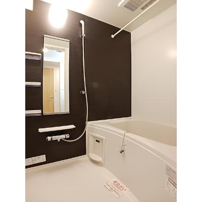 ベラルーチェ 303【管理NO：1-023493301-03030】 ★家具家電は申し込み後に搬入します 2026年07月下旬入居可能の物件写真4
