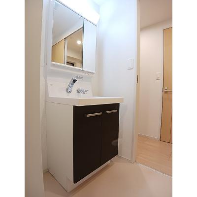 ベラルーチェ 303【管理NO：1-023493301-03030】 ★家具家電は申し込み後に搬入します 2026年07月下旬入居可能の物件写真6