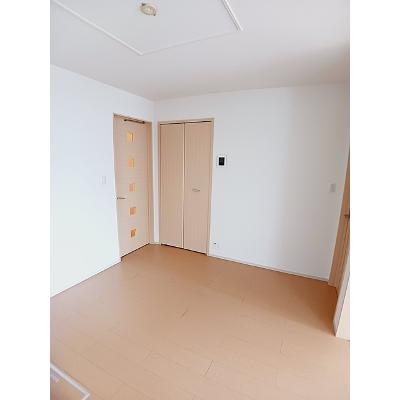 コスモグレイスＢ 102【管理NO：1-017664902-01020】 ★家具家電は申し込み後に搬入します★の物件写真2