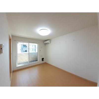 アベニュー　ウエストナイン　Ⅱ 203【管理NO：1-016849201-02030】 ★家具家電は申し込み後に搬入しますの物件写真2