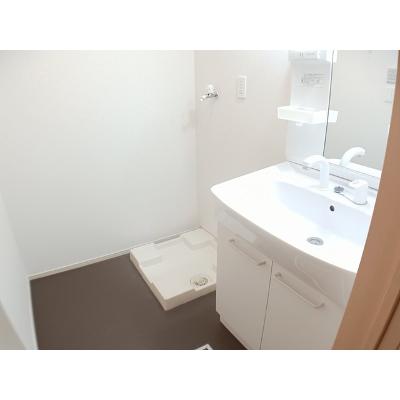 フラターナルＢ 201【管理NO：1-017545502-02010】 ★家具家電は申し込み後に搬入します 2026年07月中旬入居可能の物件写真6