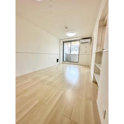 グランファーレ 403【管理NO：1-024690201-04030】 ★家具家電は申し込み後に搬入しますの物件写真2