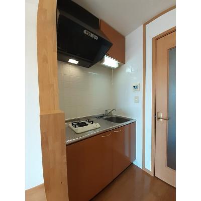 アウル 201【管理NO：1-012651701-02010】 ★家具家電は申し込み後に搬入します 2026年08月上旬入居可能の物件写真3