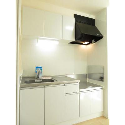 アルメールⅡ 201【管理NO：1-022328501-02010】 ★家具家電は申し込み後に搬入します★の物件写真3