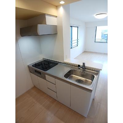 セイバリーＫⅢ 301【管理NO：1-025103401-03010】 ★家具家電は申し込み後に搬入しますの物件写真3