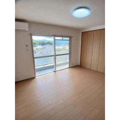 リードハイツ 304【管理NO：1-099461501-03040】 ★家具家電は申し込み後に搬入しますの物件写真2