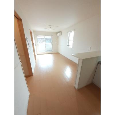 カーサ　アリス 201【管理NO：1-019931101-02010】 ★家具家電は申し込み後に搬入します 2026年07月下旬入居可能の物件写真2