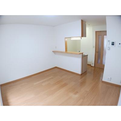 カレントハウス 205【管理NO：1-013831201-02040】 ★家具家電は申し込み後に搬入します★の物件写真2