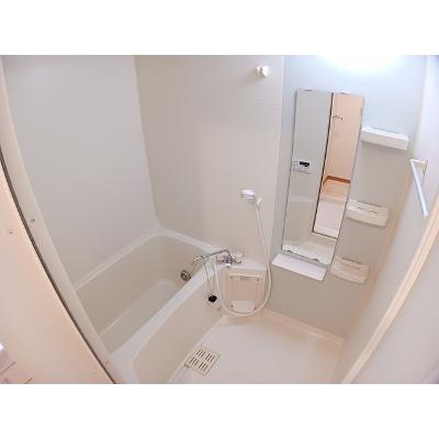 カレントハウス 205【管理NO：1-013831201-02040】 ★家具家電は申し込み後に搬入します★の物件写真4