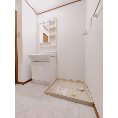 澄風館 101【管理NO：1-011642801-01010】 ★家具家電は申し込み後に搬入します★の物件写真6