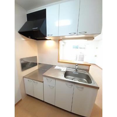 イースト・カズ 101【管理NO：1-015039001-01010】 ★家具家電は申し込み後に搬入します 2026年08月下旬入居可能の物件写真3