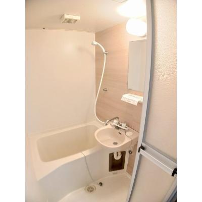 杉本ハイツ 203【管理NO：1-001132001-02030】 ★家具家電は申し込み後に搬入します★の物件写真4