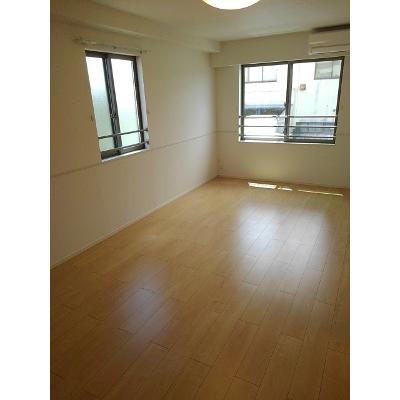 グランド・ヒルズ 201【管理NO：1-025076401-02010】 ★家具家電は申し込み後に搬入します 2026年08月上旬入居可能の物件写真2