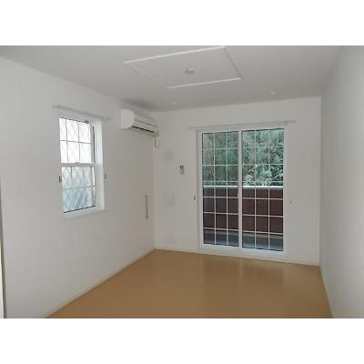 エトワールⅡ 101【管理NO：1-017558102-01010】 ★家具家電は申し込み後に搬入します 2026年08月中旬入居可能の物件写真2