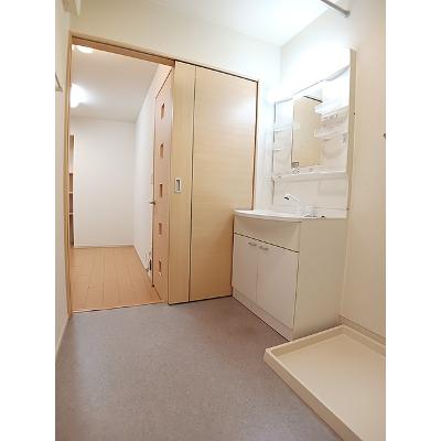 ロシェブランⅠ 202【管理NO：1-019304601-02020】 ★家具家電は申し込み後に搬入します 2026年07月中旬入居可能の物件写真6