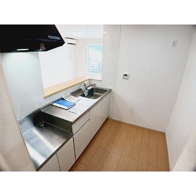 エル　ゴルド 102【管理NO：1-018096401-01020】 ★家具家電は申し込み後に搬入しますの物件写真3