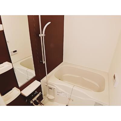 カモミール 303【管理NO：1-018112301-03030】 ★家具家電は申し込み後に搬入します★の物件写真4