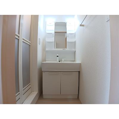 セレノ・パラッツオ 101【管理NO：1-020348001-01010】 ★家具家電は申し込み後に搬入します★の物件写真6